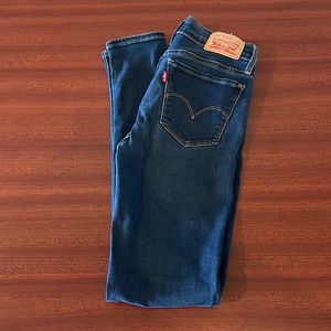 710 Levi’s